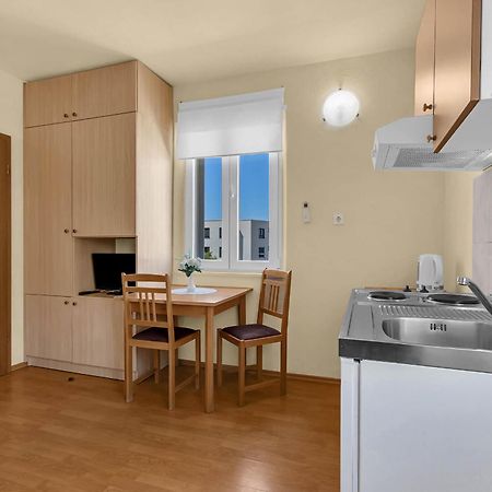 Studios Jakov Makarska Buitenkant foto